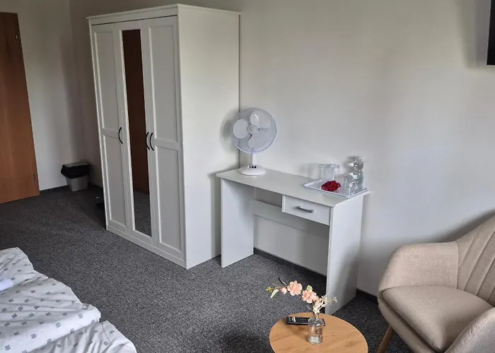 Hotel Radnice Dobrovice